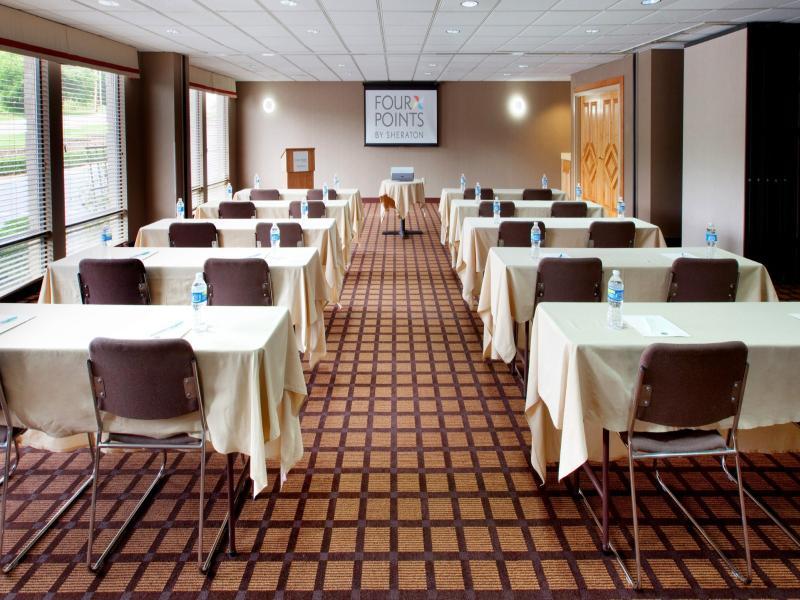 Four Points By Sheraton Charlotte/Pineville Εξωτερικό φωτογραφία